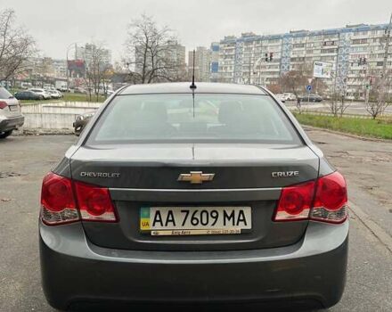 Сірий Шевроле Круз, об'ємом двигуна 1.8 л та пробігом 170 тис. км за 6900 $, фото 5 на Automoto.ua