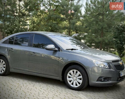 Серый Шевроле Круз, объемом двигателя 1.8 л и пробегом 150 тыс. км за 7000 $, фото 5 на Automoto.ua