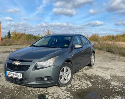 Серый Шевроле Круз, объемом двигателя 1.6 л и пробегом 168 тыс. км за 7000 $, фото 9 на Automoto.ua