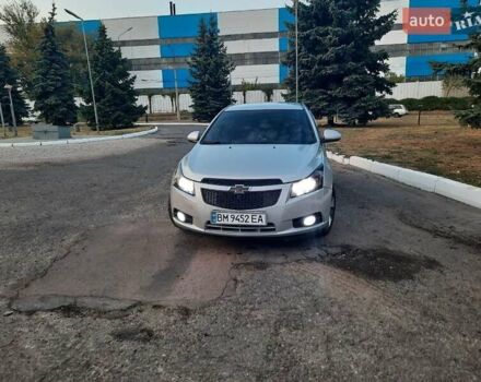 Серый Шевроле Круз, объемом двигателя 1.8 л и пробегом 196 тыс. км за 7750 $, фото 5 на Automoto.ua