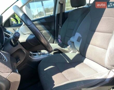 Сірий Шевроле Круз, об'ємом двигуна 1.4 л та пробігом 205 тис. км за 6640 $, фото 29 на Automoto.ua