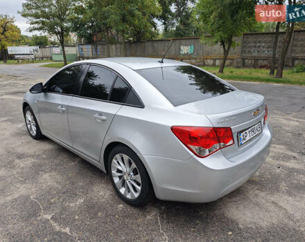 Серый Шевроле Круз, объемом двигателя 1.8 л и пробегом 144 тыс. км за 8500 $, фото 2 на Automoto.ua