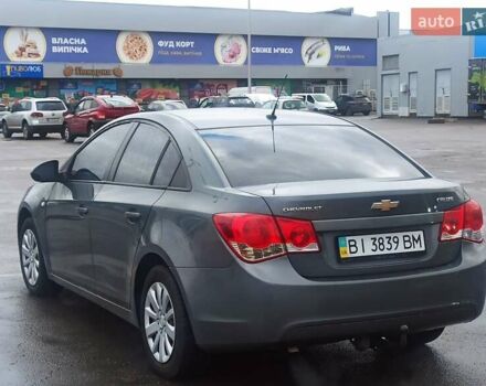 Серый Шевроле Круз, объемом двигателя 1.6 л и пробегом 174 тыс. км за 6500 $, фото 1 на Automoto.ua