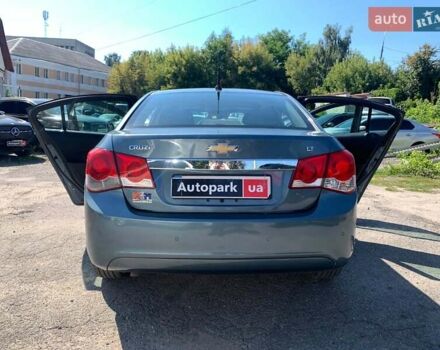 Сірий Шевроле Круз, об'ємом двигуна 1.4 л та пробігом 205 тис. км за 6640 $, фото 12 на Automoto.ua
