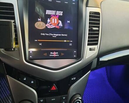 Серый Шевроле Круз, объемом двигателя 1.8 л и пробегом 196 тыс. км за 7750 $, фото 17 на Automoto.ua