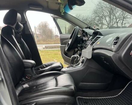 Серый Шевроле Круз, объемом двигателя 1.8 л и пробегом 258 тыс. км за 6000 $, фото 28 на Automoto.ua