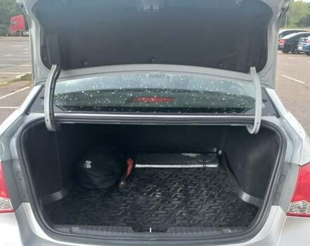 Серый Шевроле Круз, объемом двигателя 1.8 л и пробегом 270 тыс. км за 6800 $, фото 11 на Automoto.ua