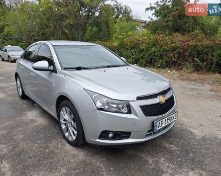 Серый Шевроле Круз, объемом двигателя 1.8 л и пробегом 144 тыс. км за 8500 $, фото 1 на Automoto.ua