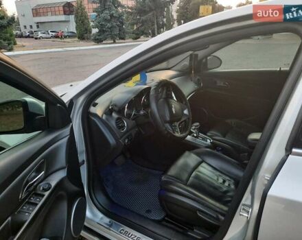 Серый Шевроле Круз, объемом двигателя 1.8 л и пробегом 196 тыс. км за 7750 $, фото 15 на Automoto.ua