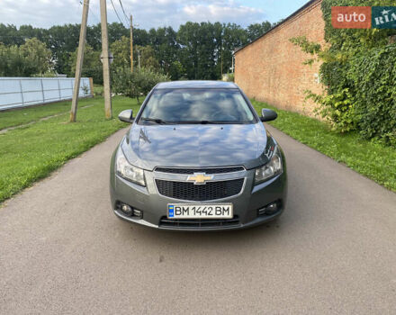 Серый Шевроле Круз, объемом двигателя 1.8 л и пробегом 213 тыс. км за 7200 $, фото 4 на Automoto.ua