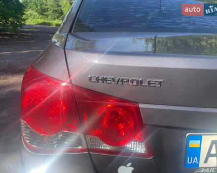 Серый Шевроле Круз, объемом двигателя 1.79 л и пробегом 180 тыс. км за 6500 $, фото 34 на Automoto.ua