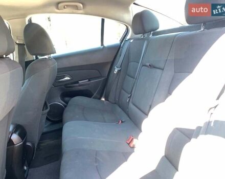Сірий Шевроле Круз, об'ємом двигуна 1.4 л та пробігом 205 тис. км за 6640 $, фото 25 на Automoto.ua