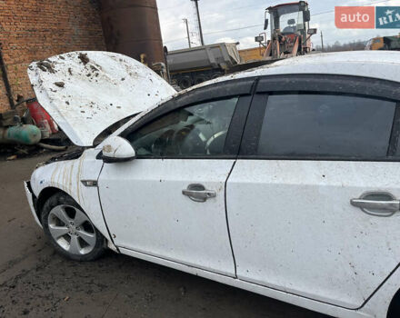 Серый Шевроле Круз, объемом двигателя 1.8 л и пробегом 205 тыс. км за 3300 $, фото 1 на Automoto.ua