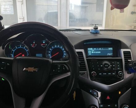 Серый Шевроле Круз, объемом двигателя 1.8 л и пробегом 250 тыс. км за 6800 $, фото 13 на Automoto.ua