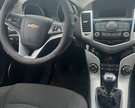 Сірий Шевроле Круз, об'ємом двигуна 1.8 л та пробігом 170 тис. км за 6900 $, фото 9 на Automoto.ua