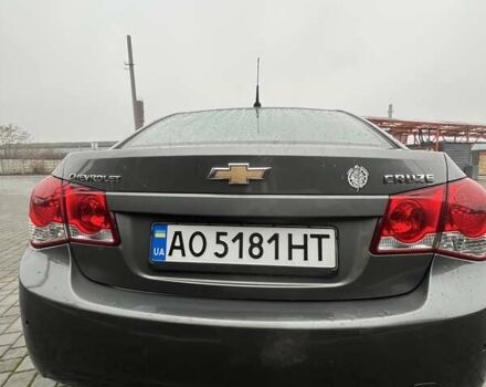 Серый Шевроле Круз, объемом двигателя 1.8 л и пробегом 258 тыс. км за 6000 $, фото 6 на Automoto.ua
