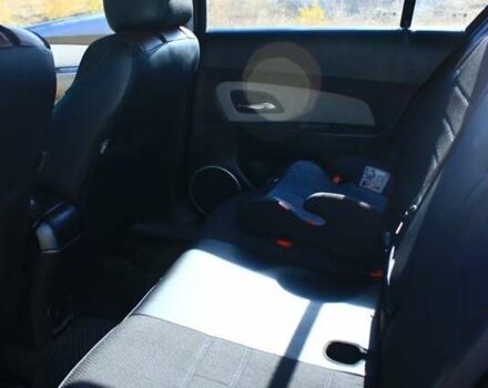 Серый Шевроле Круз, объемом двигателя 1.6 л и пробегом 109 тыс. км за 7000 $, фото 8 на Automoto.ua