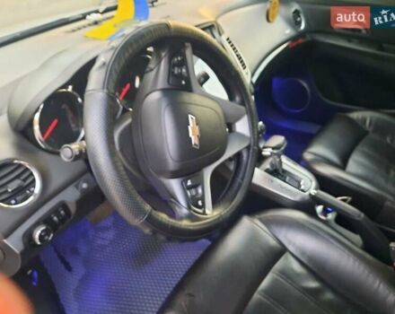 Серый Шевроле Круз, объемом двигателя 1.8 л и пробегом 196 тыс. км за 7750 $, фото 9 на Automoto.ua