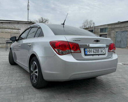 Сірий Шевроле Круз, об'ємом двигуна 1.8 л та пробігом 218 тис. км за 8200 $, фото 5 на Automoto.ua