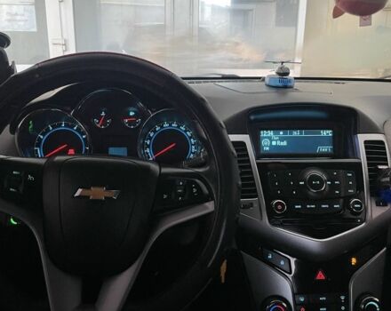 Серый Шевроле Круз, объемом двигателя 1.8 л и пробегом 250 тыс. км за 6800 $, фото 14 на Automoto.ua