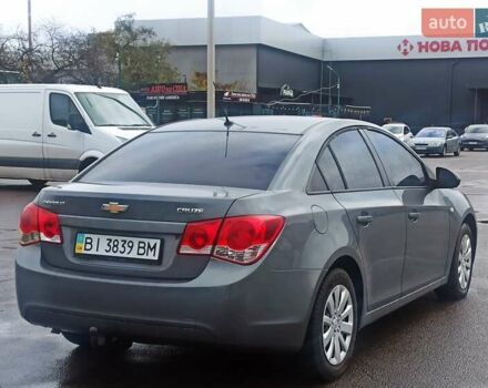 Серый Шевроле Круз, объемом двигателя 1.6 л и пробегом 174 тыс. км за 6500 $, фото 2 на Automoto.ua