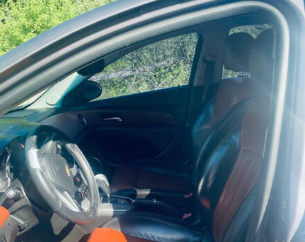 Серый Шевроле Круз, объемом двигателя 1.79 л и пробегом 180 тыс. км за 6500 $, фото 20 на Automoto.ua