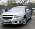 Серый Шевроле Круз, объемом двигателя 1.8 л и пробегом 185 тыс. км за 5700 $, фото 1 на Automoto.ua