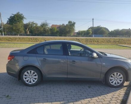 Серый Шевроле Круз, объемом двигателя 1.8 л и пробегом 236 тыс. км за 6200 $, фото 8 на Automoto.ua