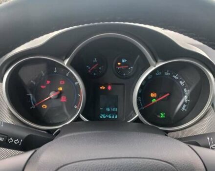 Серый Шевроле Круз, объемом двигателя 1.8 л и пробегом 270 тыс. км за 6800 $, фото 15 на Automoto.ua