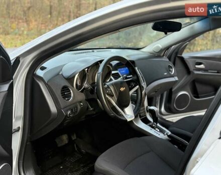 Сірий Шевроле Круз, об'ємом двигуна 1.8 л та пробігом 194 тис. км за 5350 $, фото 35 на Automoto.ua
