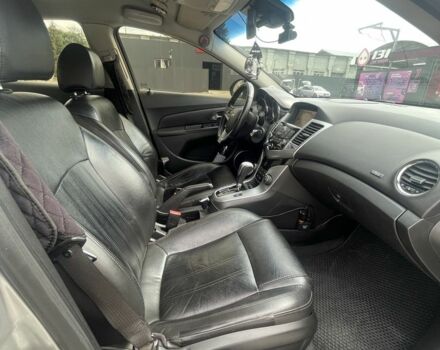 Серый Шевроле Круз, объемом двигателя 1.8 л и пробегом 240 тыс. км за 6500 $, фото 11 на Automoto.ua