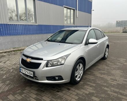 Сірий Шевроле Круз, об'ємом двигуна 1.8 л та пробігом 180 тис. км за 5500 $, фото 4 на Automoto.ua