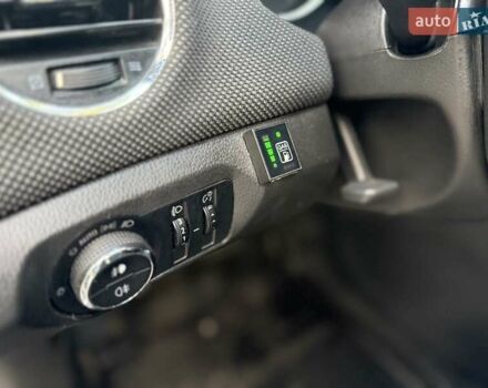 Серый Шевроле Круз, объемом двигателя 1.8 л и пробегом 194 тыс. км за 5400 $, фото 56 на Automoto.ua