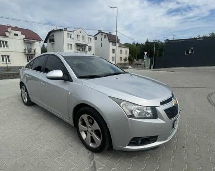 Серый Шевроле Круз, объемом двигателя 1.8 л и пробегом 240 тыс. км за 6600 $, фото 1 на Automoto.ua