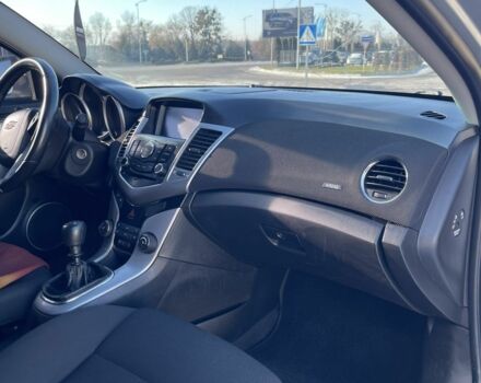Сірий Шевроле Круз, об'ємом двигуна 1.8 л та пробігом 178 тис. км за 6500 $, фото 7 на Automoto.ua