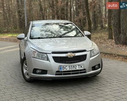 Серый Шевроле Круз, объемом двигателя 1.8 л и пробегом 194 тыс. км за 5555 $, фото 1 на Automoto.ua