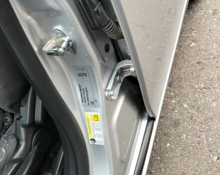 Серый Шевроле Круз, объемом двигателя 1.7 л и пробегом 252 тыс. км за 6500 $, фото 22 на Automoto.ua