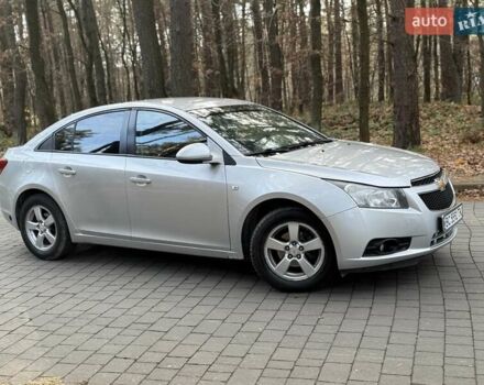 Сірий Шевроле Круз, об'ємом двигуна 1.8 л та пробігом 194 тис. км за 5350 $, фото 8 на Automoto.ua
