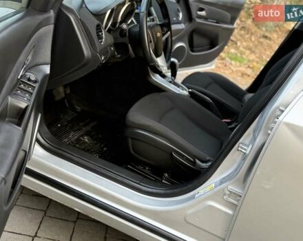 Сірий Шевроле Круз, об'ємом двигуна 1.8 л та пробігом 194 тис. км за 5350 $, фото 36 на Automoto.ua