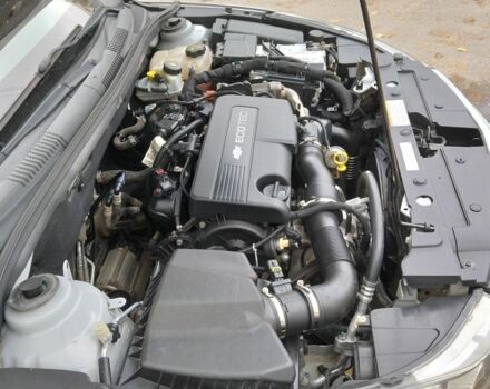 Серый Шевроле Круз, объемом двигателя 1.7 л и пробегом 252 тыс. км за 6500 $, фото 5 на Automoto.ua