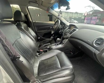 Серый Шевроле Круз, объемом двигателя 1.8 л и пробегом 240 тыс. км за 6600 $, фото 10 на Automoto.ua