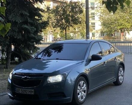 Серый Шевроле Круз, объемом двигателя 1.8 л и пробегом 223 тыс. км за 6000 $, фото 1 на Automoto.ua