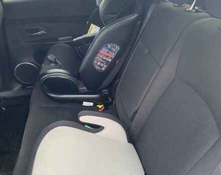 Серый Шевроле Круз, объемом двигателя 1.8 л и пробегом 193 тыс. км за 6950 $, фото 9 на Automoto.ua