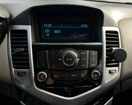 Серый Шевроле Круз, объемом двигателя 1.4 л и пробегом 280 тыс. км за 6400 $, фото 15 на Automoto.ua