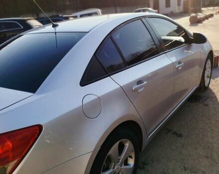 Серый Шевроле Круз, объемом двигателя 1.99 л и пробегом 230 тыс. км за 7600 $, фото 4 на Automoto.ua