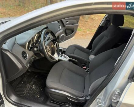 Сірий Шевроле Круз, об'ємом двигуна 1.8 л та пробігом 194 тис. км за 5350 $, фото 40 на Automoto.ua