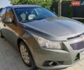 Серый Шевроле Круз, объемом двигателя 1.6 л и пробегом 323 тыс. км за 7500 $, фото 1 на Automoto.ua