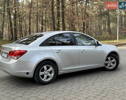 Серый Шевроле Круз, объемом двигателя 1.8 л и пробегом 194 тыс. км за 5555 $, фото 9 на Automoto.ua