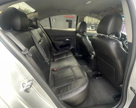 Серый Шевроле Круз, объемом двигателя 1.8 л и пробегом 240 тыс. км за 6600 $, фото 16 на Automoto.ua