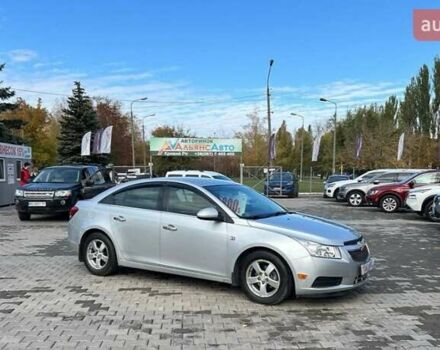 Серый Шевроле Круз, объемом двигателя 1.36 л и пробегом 280 тыс. км за 6400 $, фото 2 на Automoto.ua
